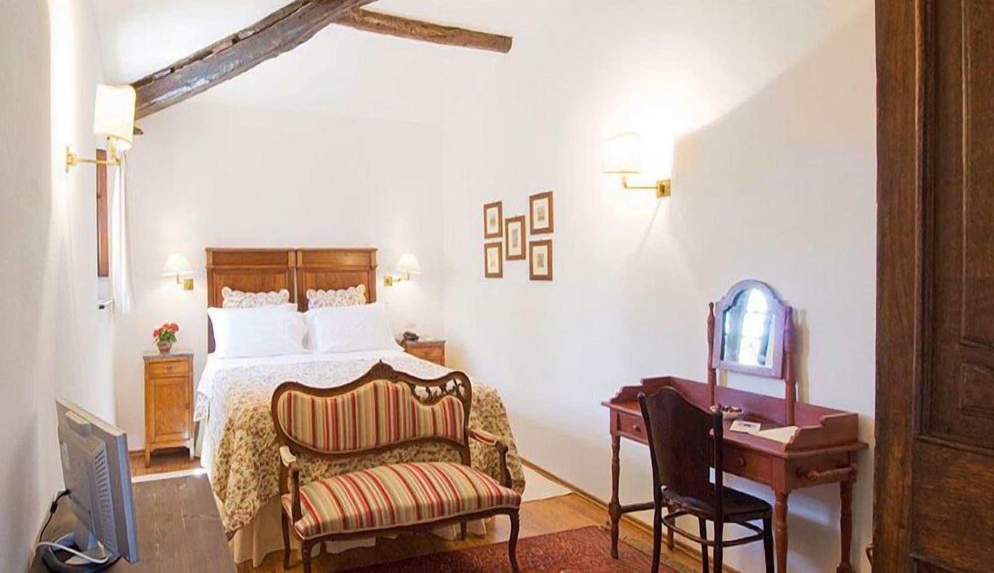 Hotel Lucrezia Riola Sardo Buitenkant foto