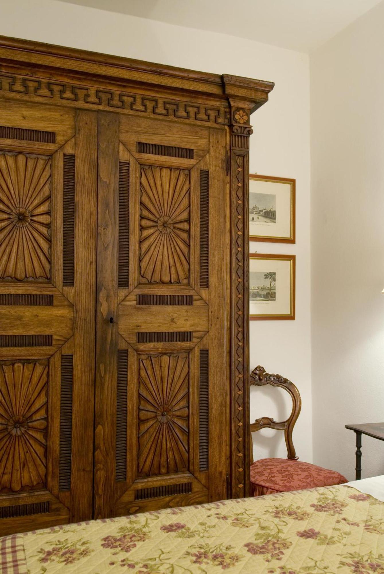 Hotel Lucrezia Riola Sardo Buitenkant foto