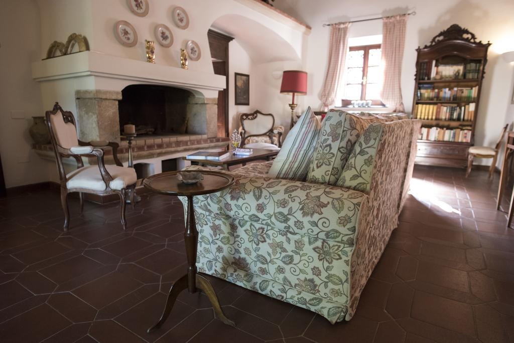 Hotel Lucrezia Riola Sardo Buitenkant foto